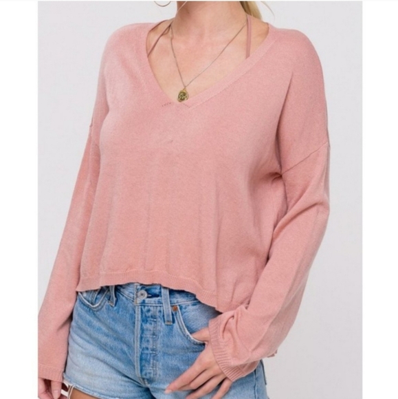 Soft and Cozy Wool Blend V-neck Pullover Light Weight Sweater - Picture 9 of 10